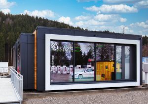 E-Tankstelle Füssen A7: neue bk World vor Schloss Neuschwanstein